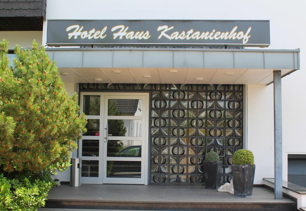 Haus Kastanienhof Hotel Mülheim an der Ruhr Buitenkant foto